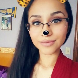 Meet your Posher, Alejandra